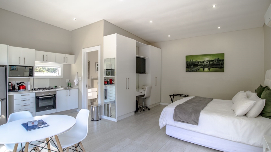 9 Bedroom Property for Sale in Mount Rhodes Western Cape